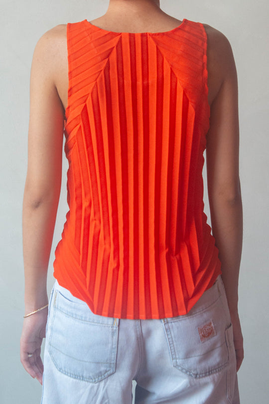 MAKE TANK TEE