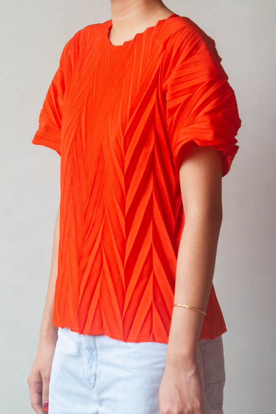 MAKE TEE
