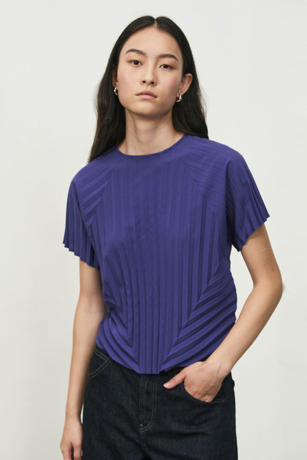 MAKE TEE