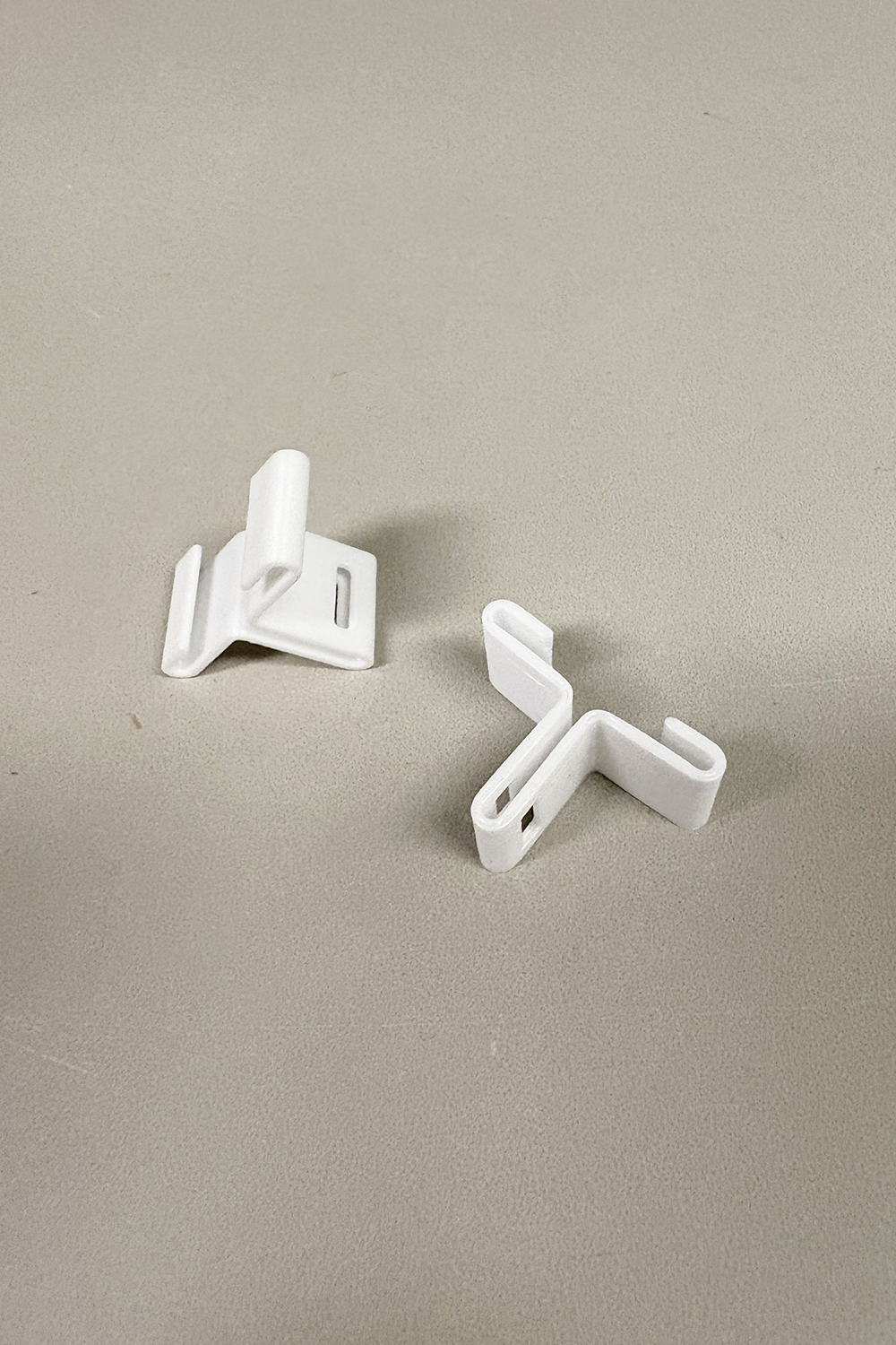 Hanging Hook For Recessed Ceiling (Set of 2 hooks / hanging points)