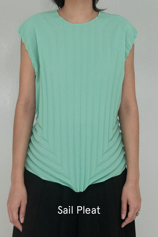 MAKE MUSCLE TEE